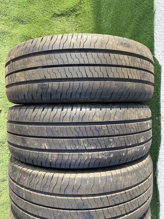 Резина Шини 235/60 R17C Continental Eco