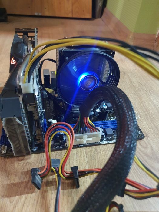 Комплект Материнка ASRock H61M-DGS lga 1155