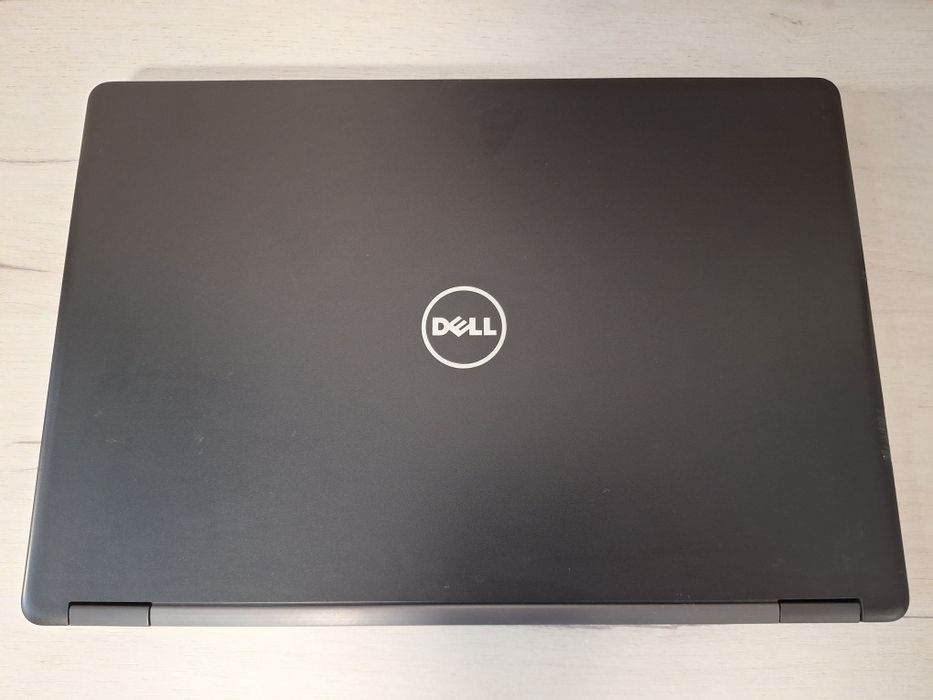 I5-7300U/8/128/7 годин ноутбук