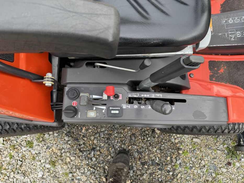 traktorek kosiarka husqvarna R422 TS 4x4