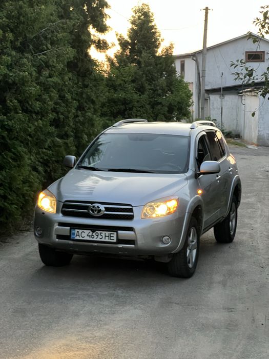 Toyota rav4 2.2 d