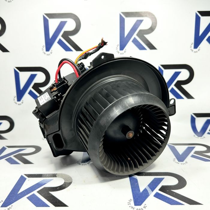 Моторчик пічки на Спринтер 907