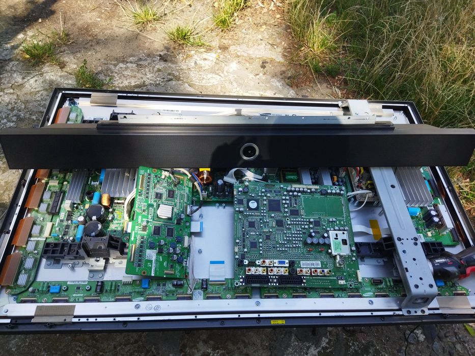 Продам периферіїю на Samsung PS-42S5HR