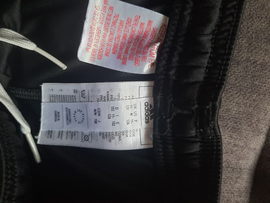 Spodenki adidas 152