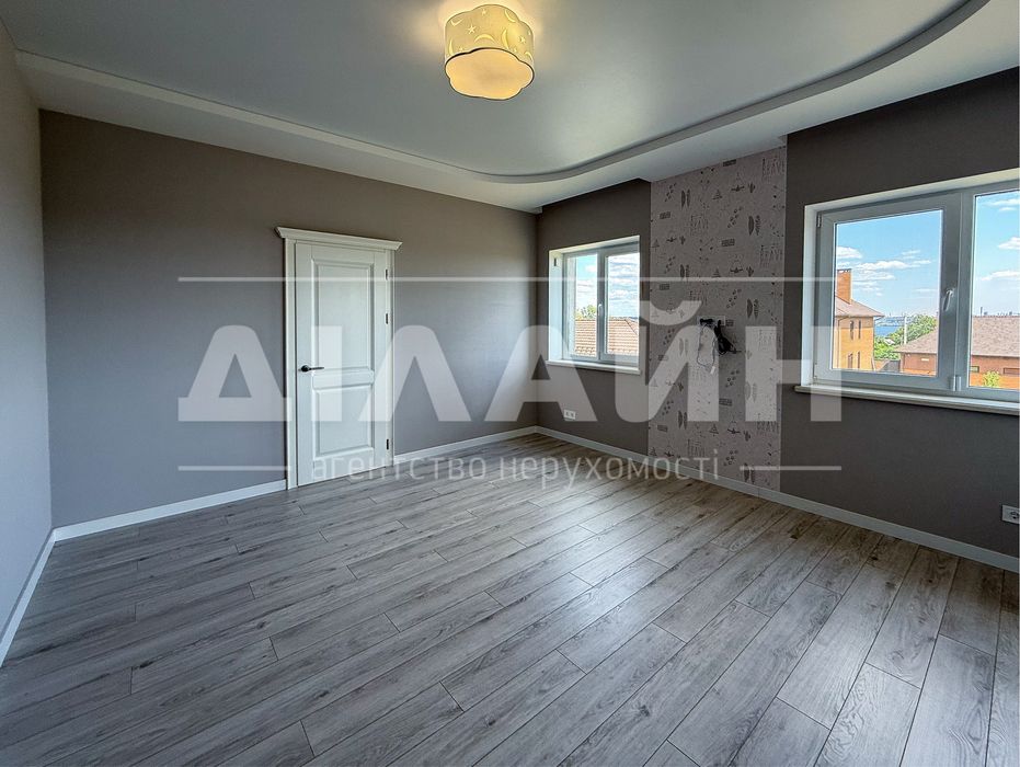 Перша сдача ! Дом Віп рівня у елітному районі