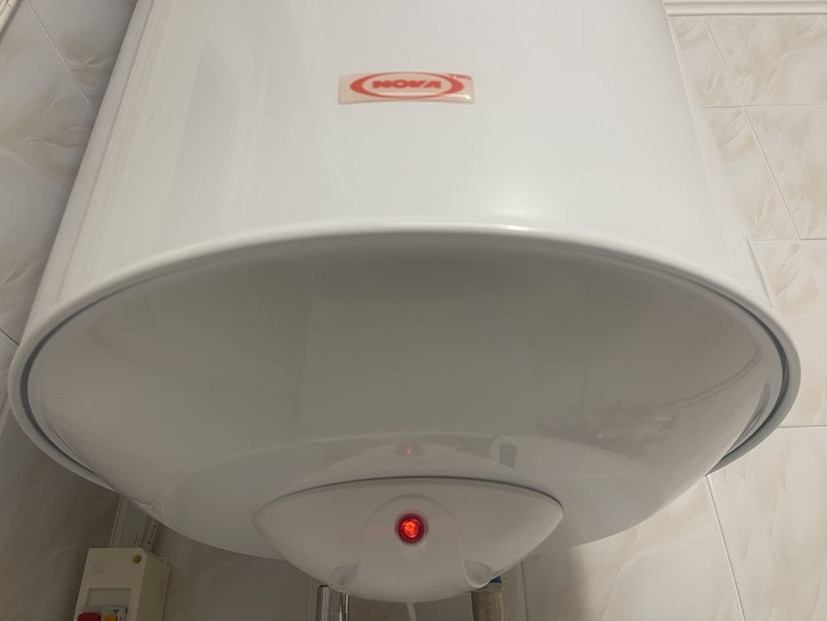 Продам бойлер 100л