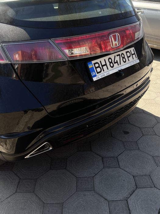 терміновий продаж Honda civic 5D продам машину