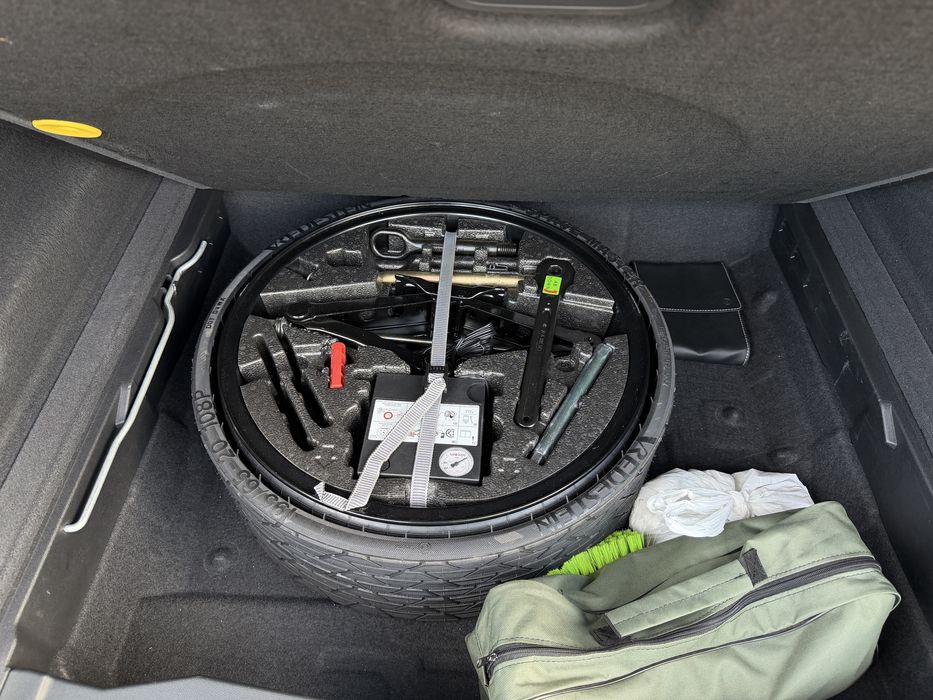 Volkswagen VW Touareg CR 3.0TFSI рік 2018