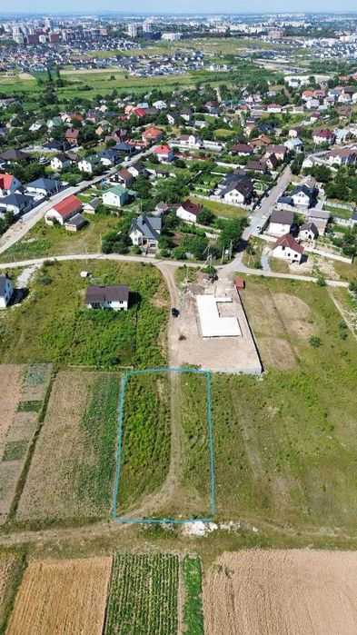 ;) Продам ділянку 10 соток біля Рівного | забудована вулиця