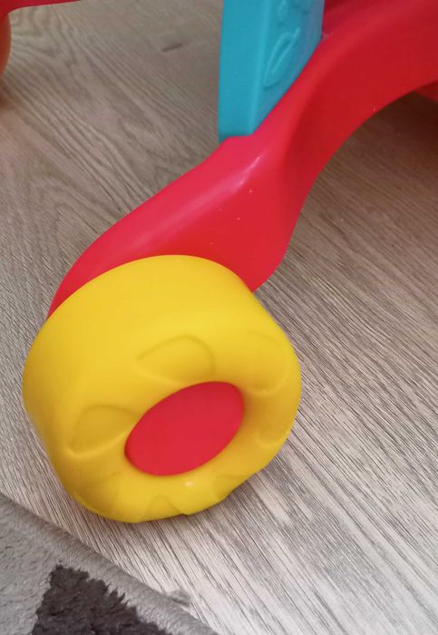 Толокар, ходунки, сортер Chicco