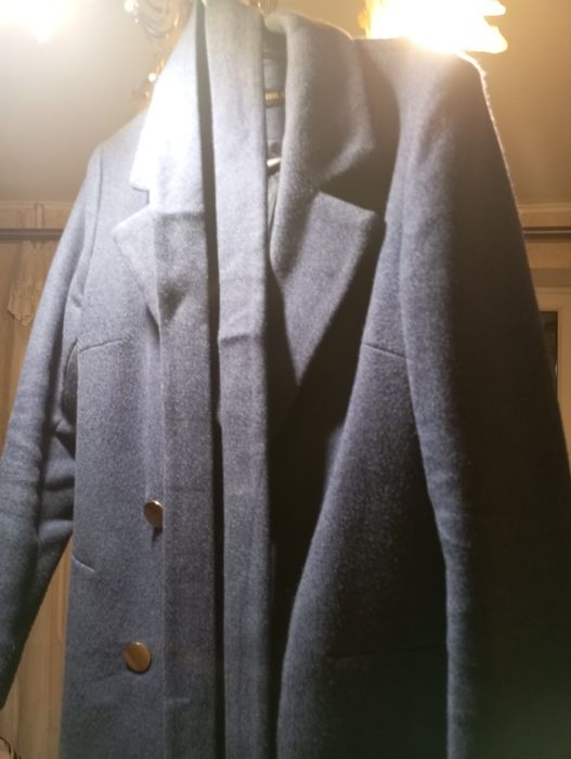 Жіноче демісезонне пальто