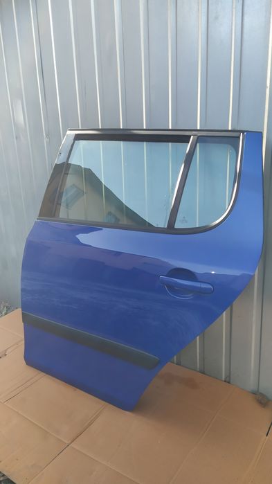 Drzwi lewe tylne lewy tył Skoda Fabia II 2 HB kolor 4590 LF5K