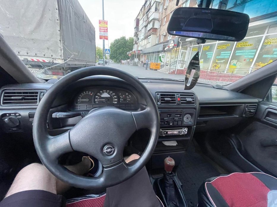 Продам автомобіль Opel