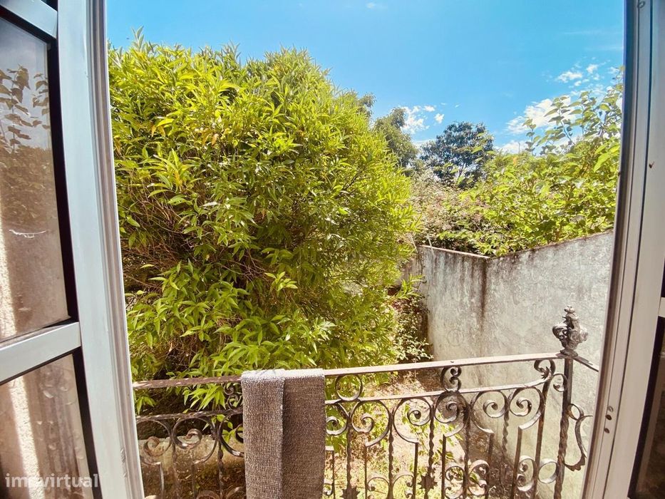 Viver Borba Como Antigamente | Apartamento T5 Senhorial com Logradouro