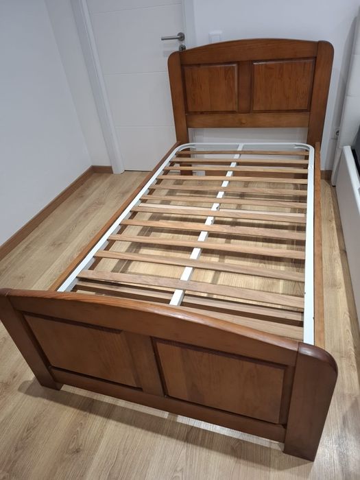 Cama  madeira cerejeira maciça solteiro