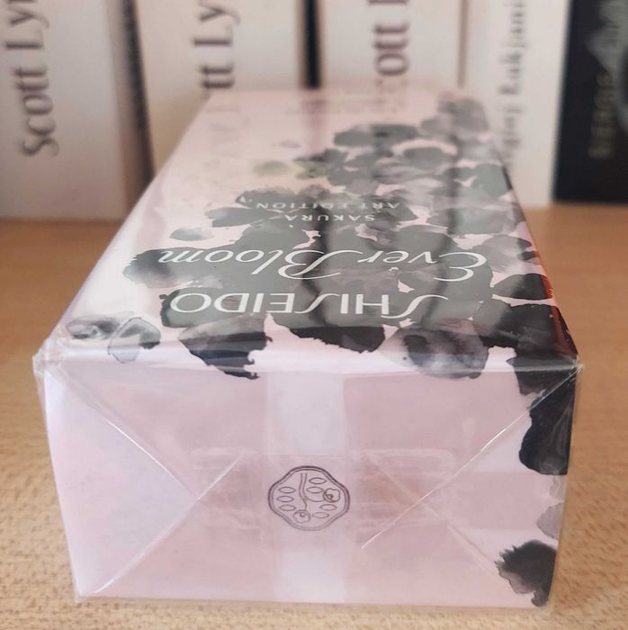 Unikat Ever Bloom Sakura Art Edition edp Shiseido 30ml m.in Iso E Super, Kwiat japońskiej wiśni, czereśnia