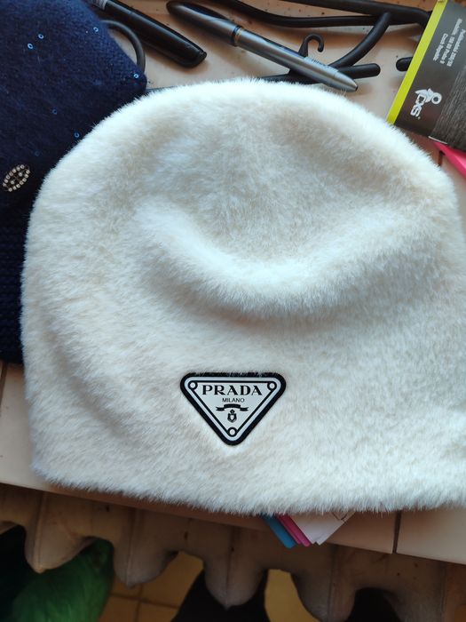 Продам шапку бренд PRADA MILANO