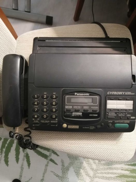 telefon fax sekretarka