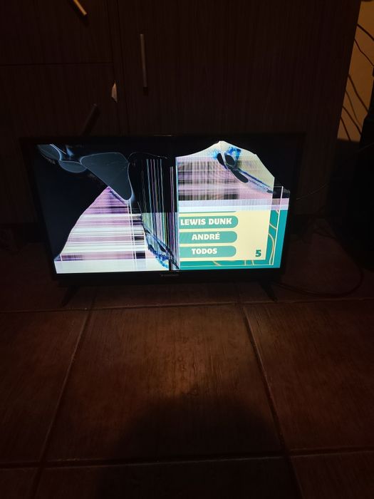 Televisão Sunfon de 24 polegadas para peças