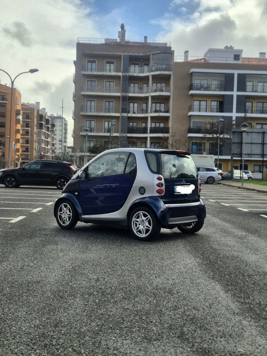 Vendo smart fortwo Rio de Mouro • OLX.pt
