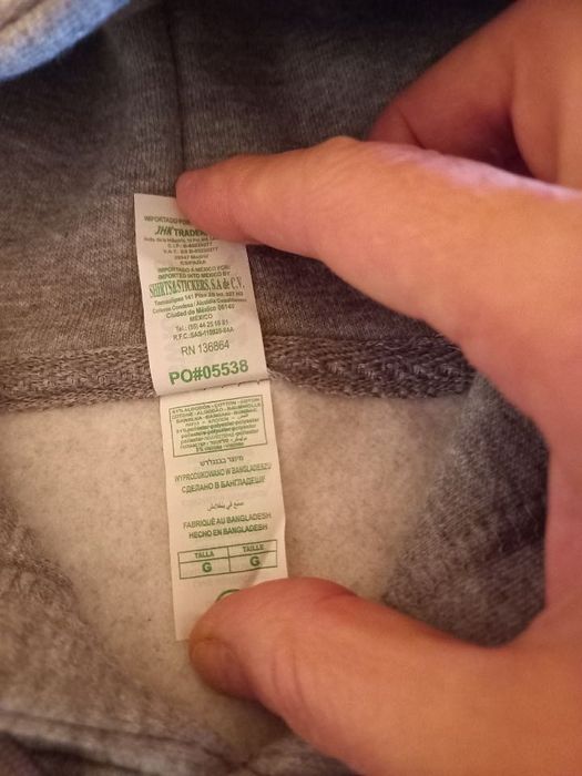 Szara bluza z nadrukiem, kapturem, kieszenią rozm. L
