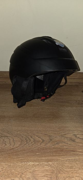 Kask narciarski dziecięcy rozm. 54-56