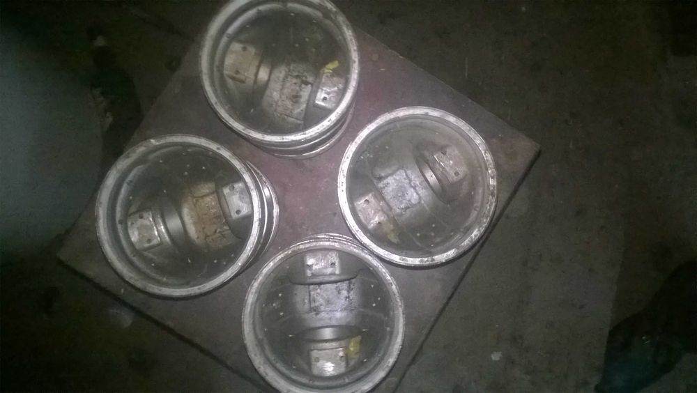 Поршень трактор КАМАЗ КАМАЗ-740 Поршень ваговий Алюміній