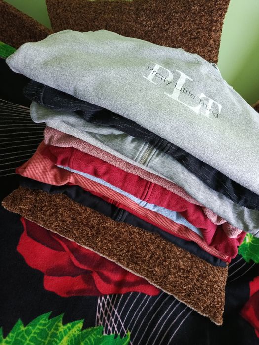 Одежда  б  50 грн шт/ в пакете 10 шт толстовок/кофт+ 1 шт в подарок