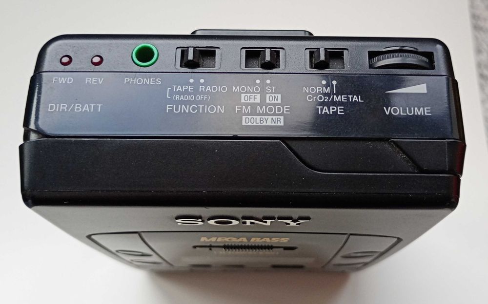 Аудіоплеєр Sony Walkman WM-F2085