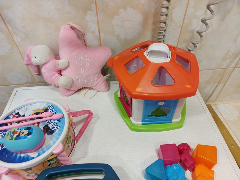 Сортер chicco,барабан,машинка,пианино мобиль,музикальние,детские игруш
