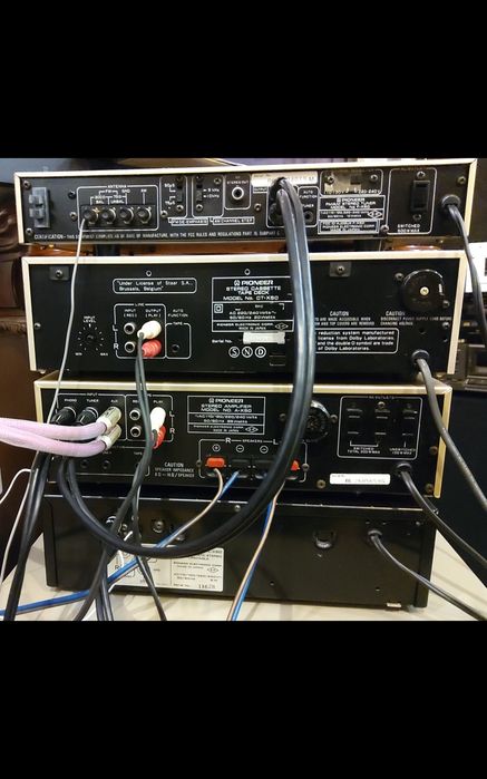 PIONEER Японская стойка аппаратуры.