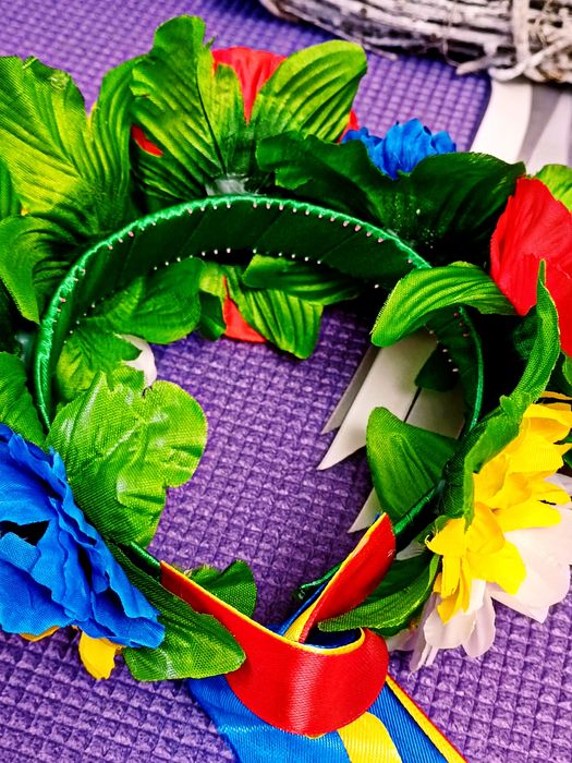 Чудесный украинский национальный венок на обруче/ободке