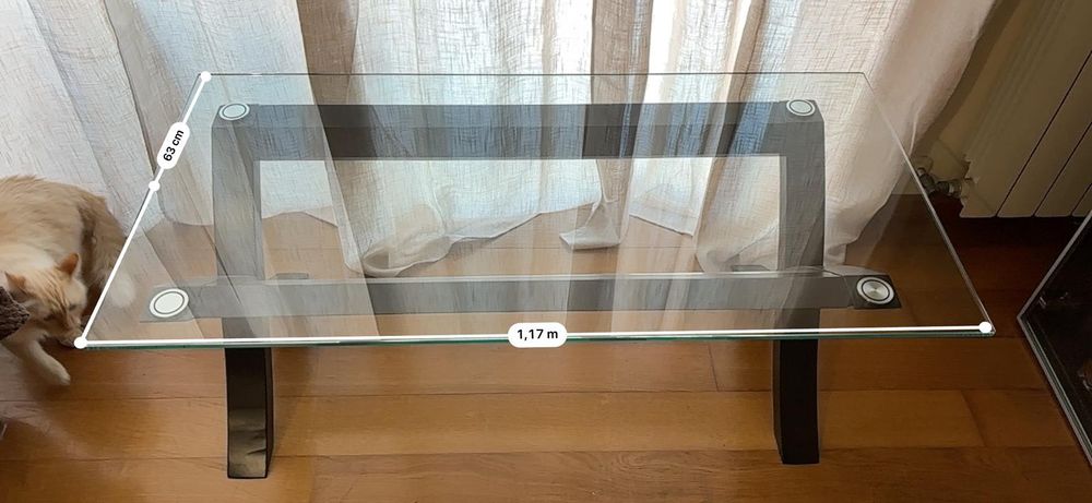 Mesa de centro em vidro