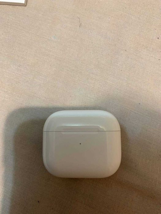 Продам airpods 3 оригінал + чохол