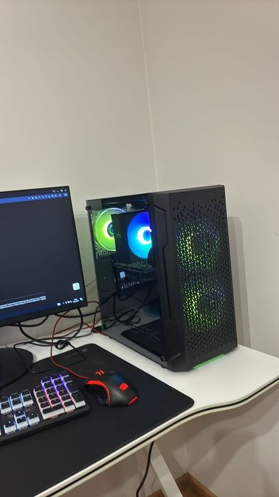 Kumputer Gamingowy R 5 5600 |  | 16GB | 256/1TB