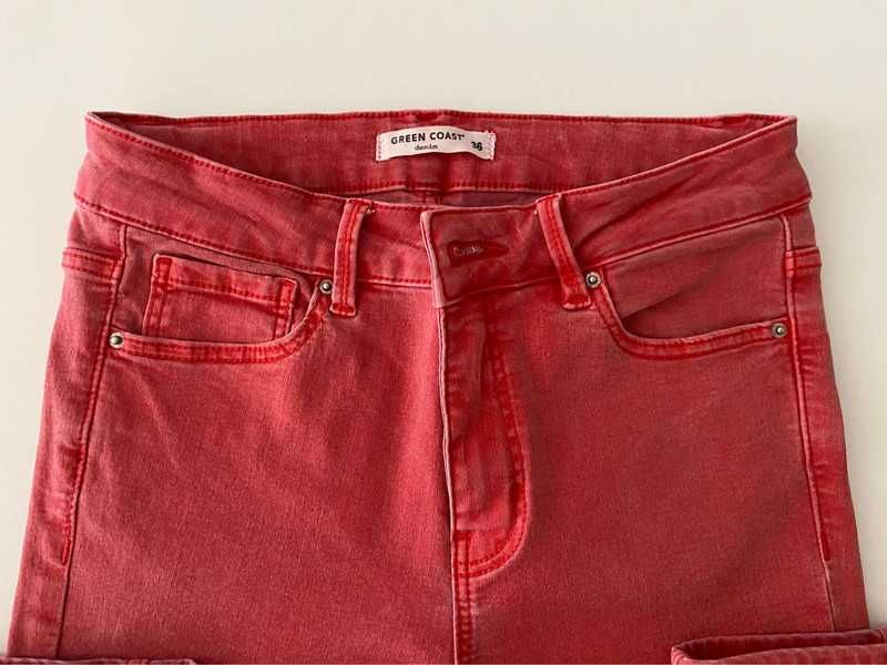 Calças vermelhas skinny