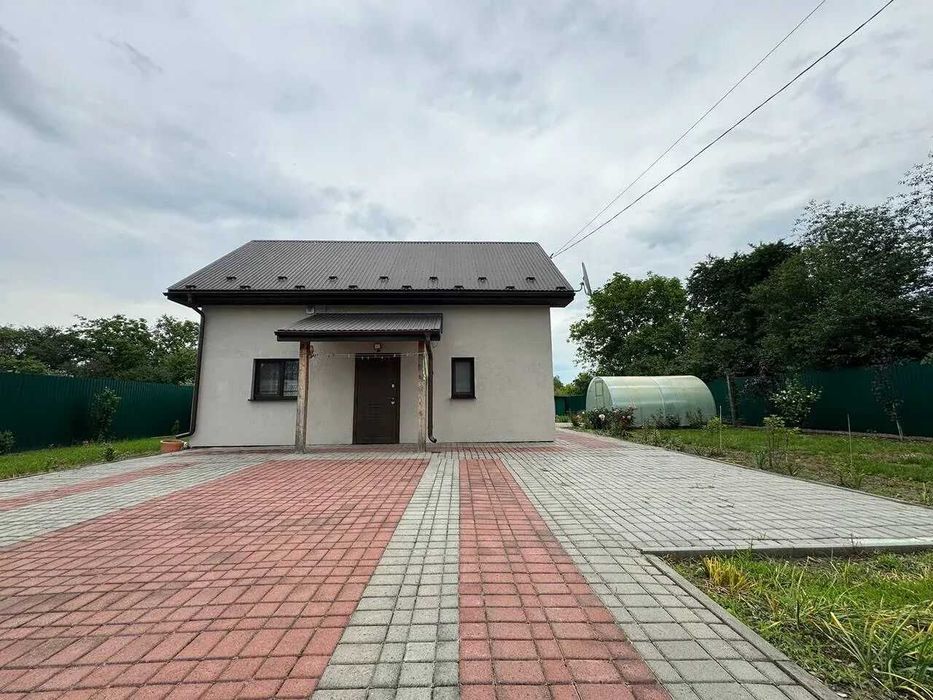 Продається Особняк в садовому товаристві з ділянкою 9 сотих вул. Івасюка