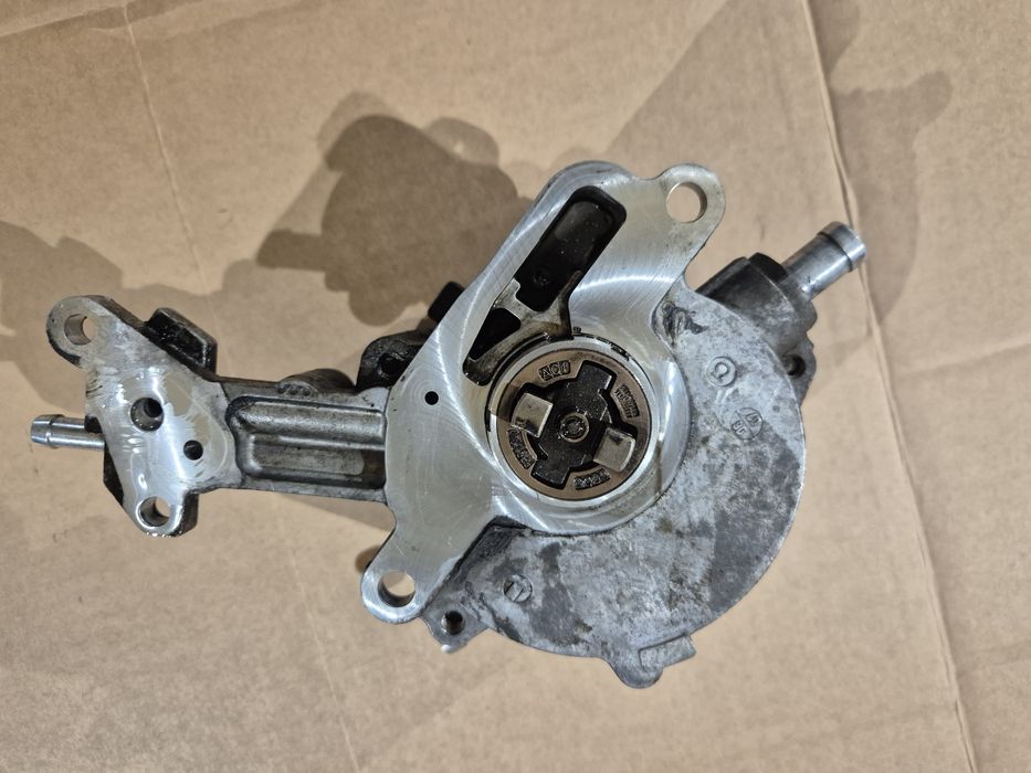 Pompa Vacum paliwa 1.9 2.0 TDI VW Audi  Bosch ,038,145 ,209