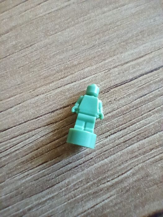 LEGO minifigurka, statuetka 90398 Cena za 14 szt.