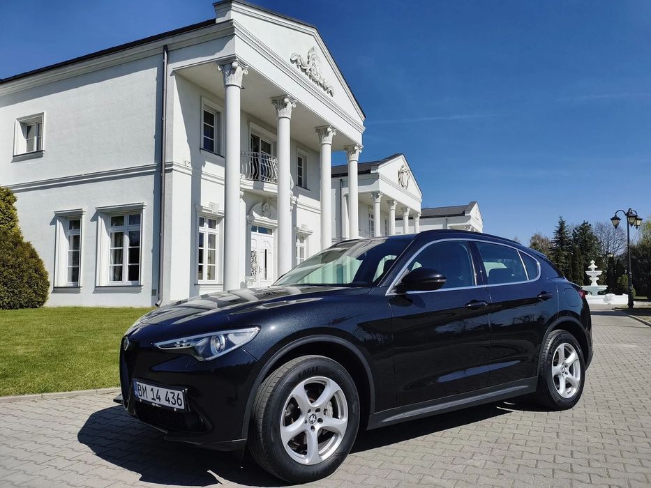Alfa Romeo Stelvio Stelvio 2.2d SUPER 190KM Łopatki PoRozrz Org Lakier HAK Zadbana IDEAŁ