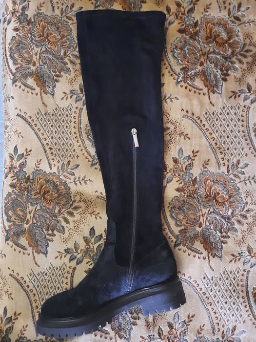 Ботфорты женские на низком ходу