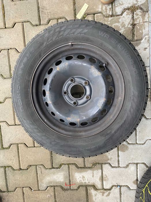 Komplet Kół zimowych Renault Megane IV 5x114,3 + kołpaki