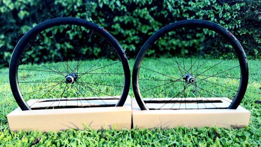 Par de Rodas Shimano Ultegra C36 Tubeless