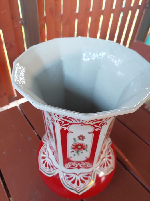 Porcelanowy wazon chodzież vintage ręcznie malowany