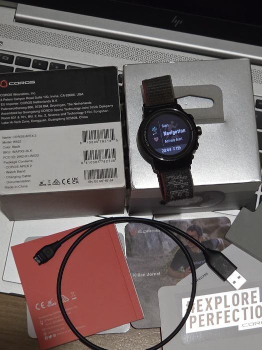 Coros Apex 2 смарт-годинник