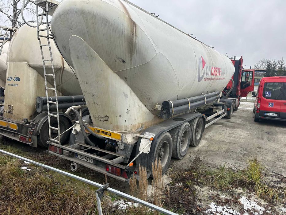 Cementonaczepa -  silos , cysterna