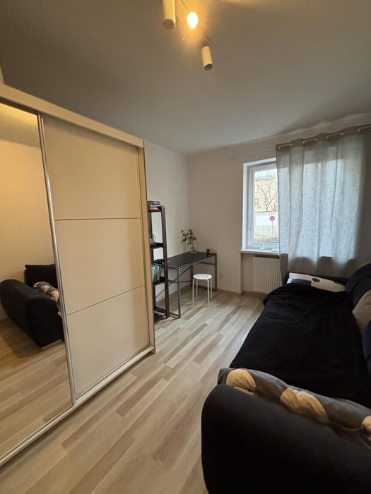 Jednoosobowy pokój do wynajęcia blisko centrum.