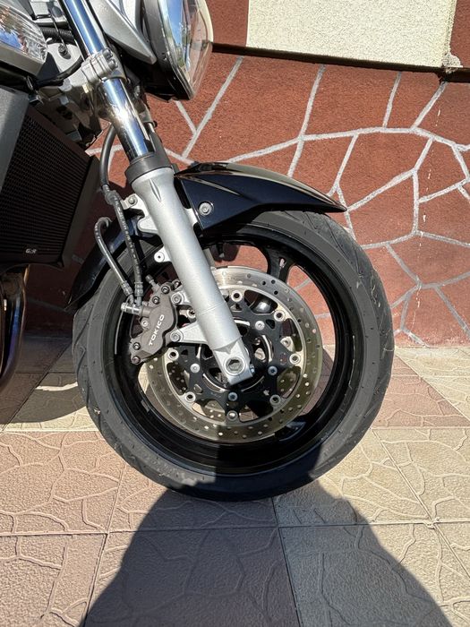 Продам мотоцикил Suzuki GSR600