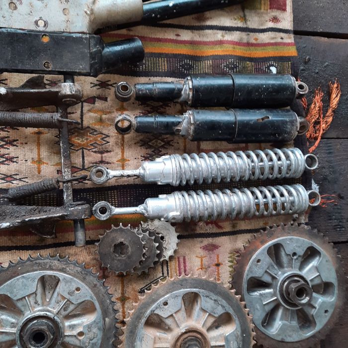 Зірочка,барабан гальмівний,ручки,дуги ява 634,638.JAWA 350