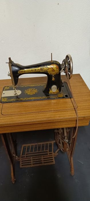 Máquina vintage - SINGER